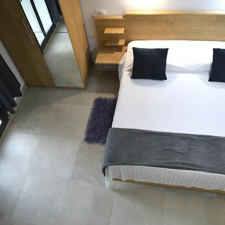 Boutique Eluize Apartment *